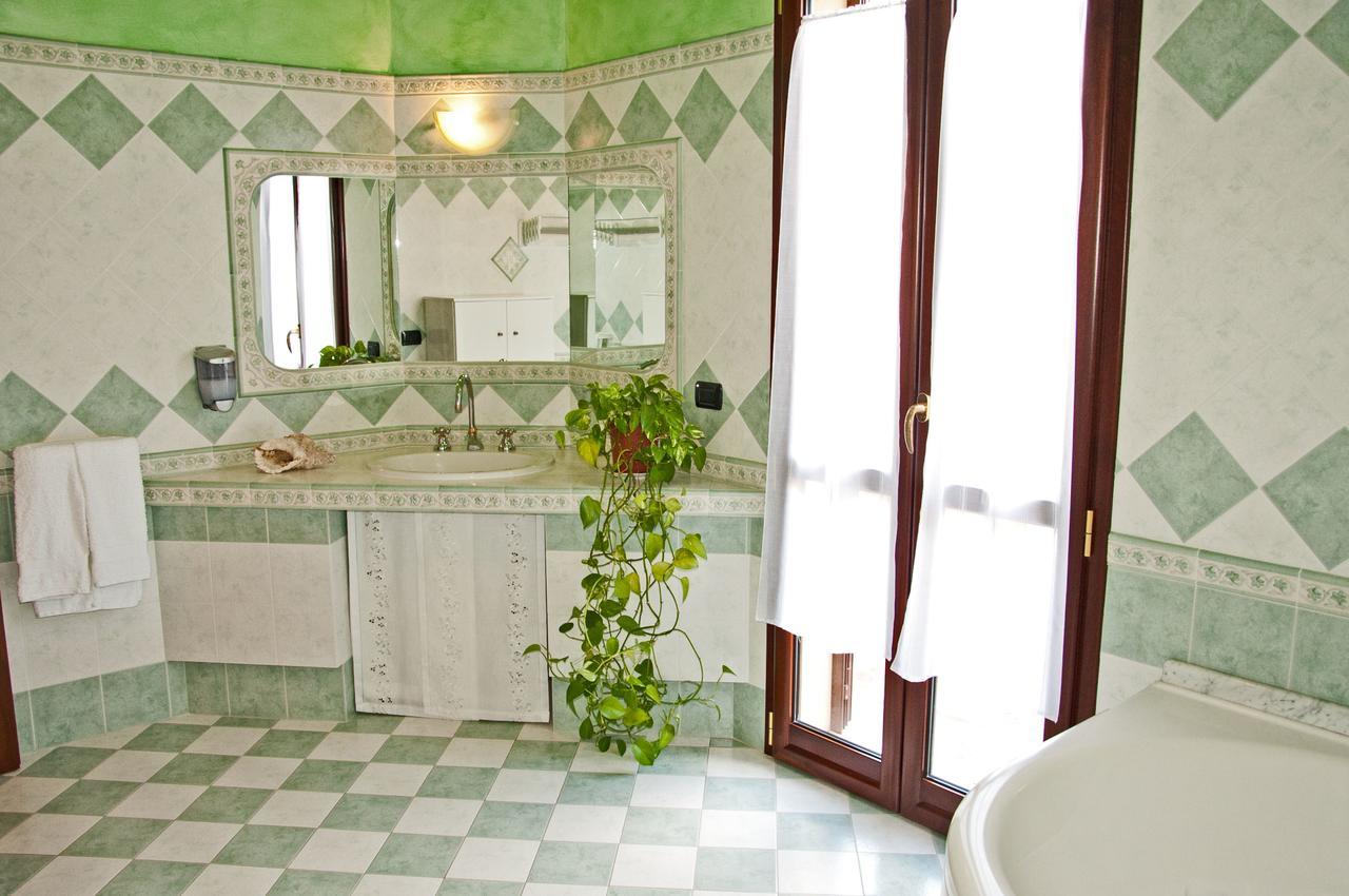 Casa Vacanze Sandalia Bosa Zewnętrze zdjęcie